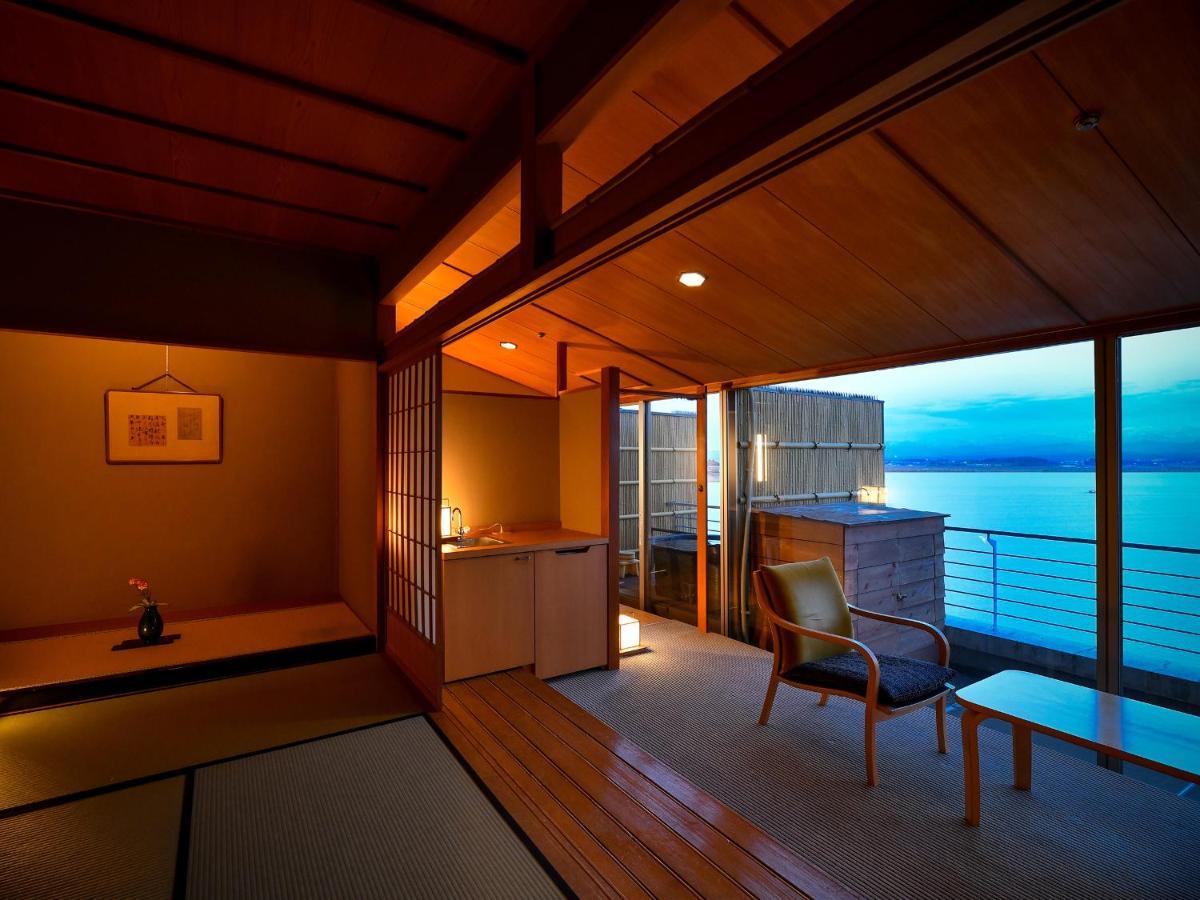 Apa Hotel & Resort Kaga Katayamazu Onsen Kasuikyo Exterior photo